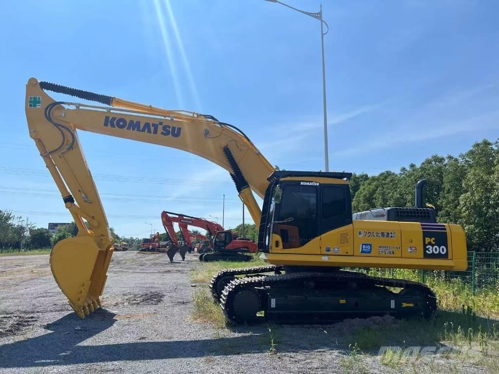 Komatsu PC 300 Εκσκαφείς με ερπύστριες