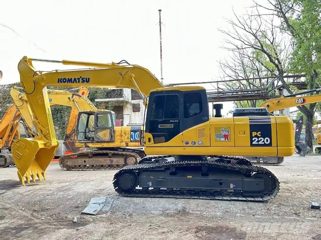 Komatsu PC 220-7 Εκσκαφείς με ερπύστριες