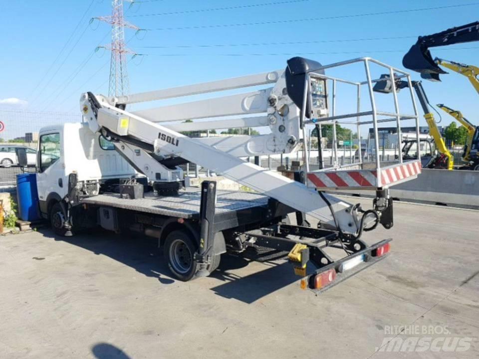 Isoli PNT 205 NH Εναέριες πλατφόρμες τοποθετημένες σε φορτηγό