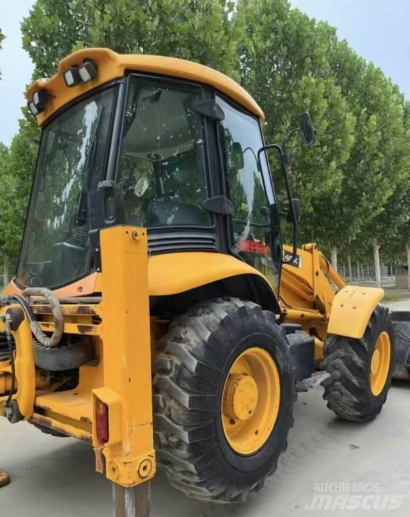 JCB 4 CX Εκσκαφείς Φορτωτές τύπου JCB