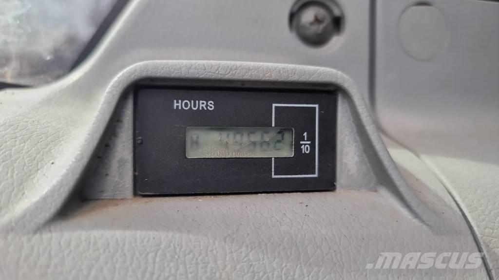 Doosan DX 140 LC-3 Εκσκαφείς με ερπύστριες
