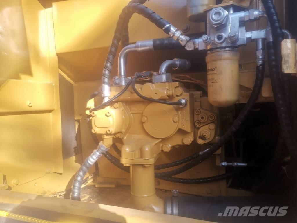 CAT 320 D Εκσκαφείς με ερπύστριες