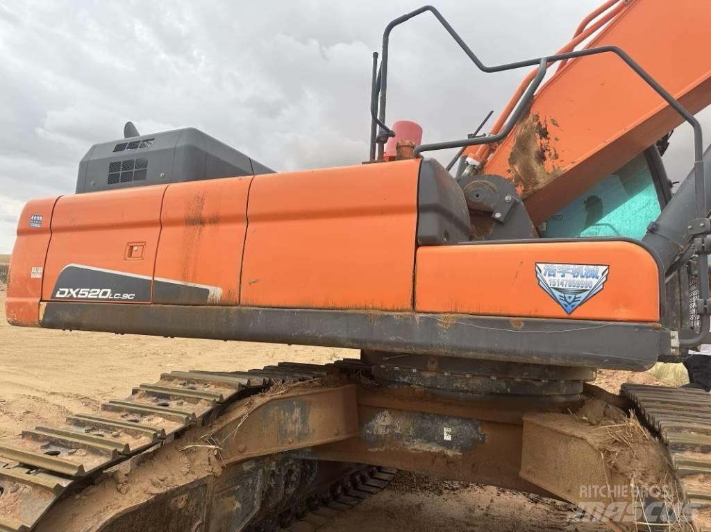 Doosan 520LC-9C Εκσκαφείς με ερπύστριες