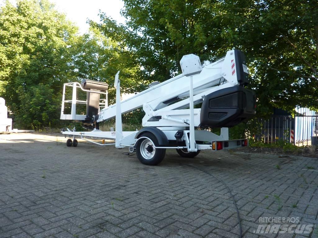 Dino 180 XT Εναέριες πλατφόρμες τοποθετημένες σε ρυμούλκα