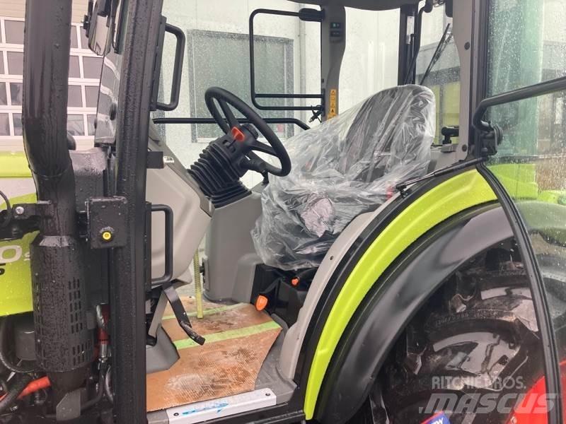 CLAAS NEXOS 240 S Τρακτέρ