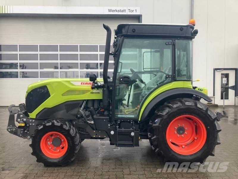 CLAAS NEXOS 240 S Τρακτέρ