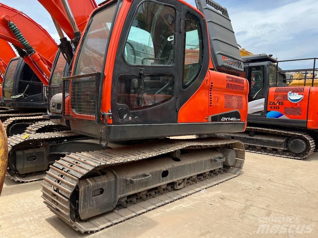 Doosan DX140 Εκσκαφείς με ερπύστριες
