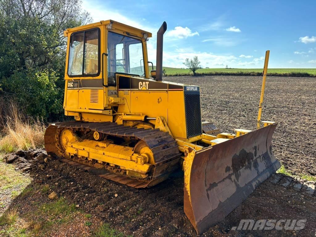 CAT D 5 C Μπουλντόζες με ερπύστριες