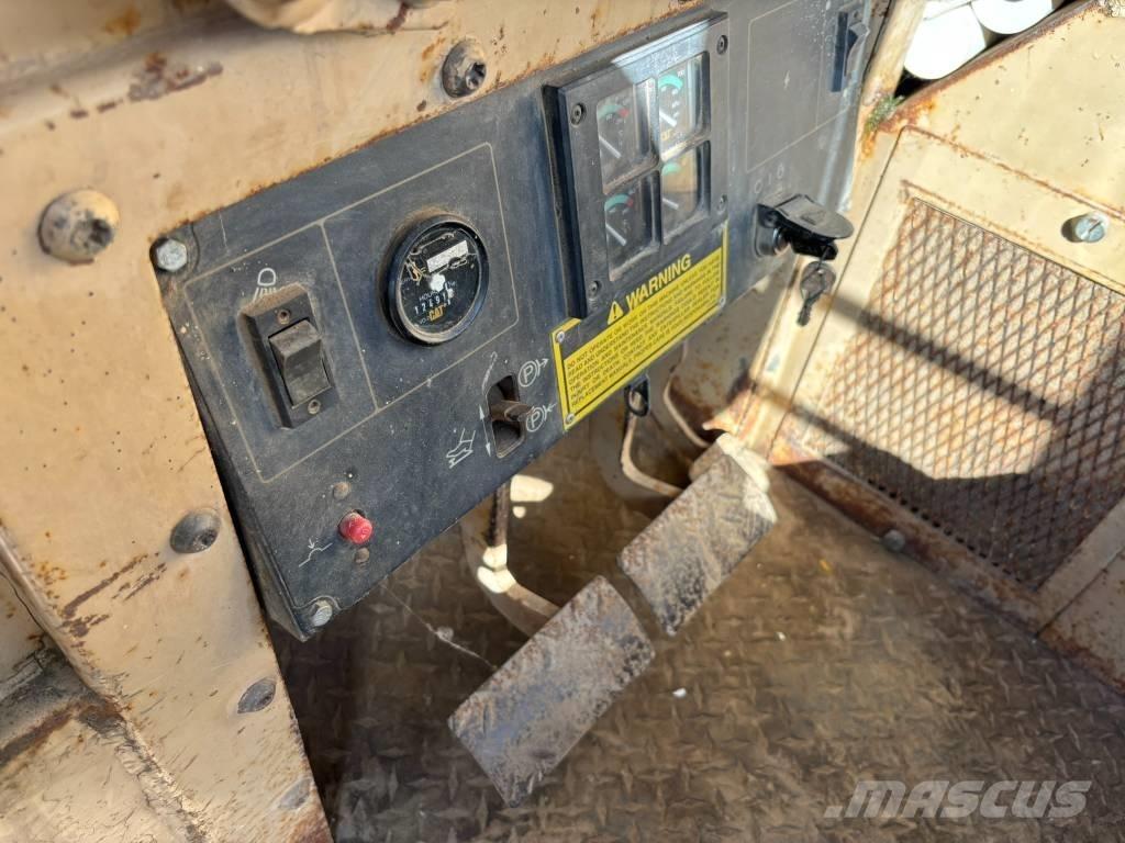 CAT D 5 C Μπουλντόζες με ερπύστριες