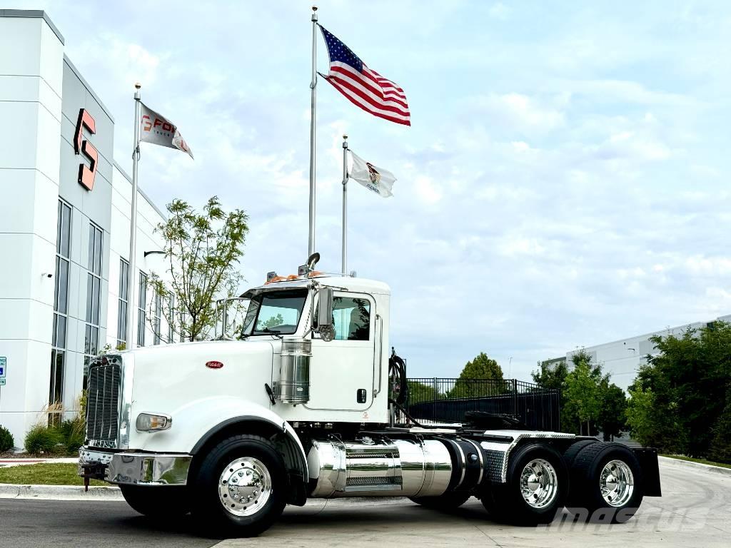 Peterbilt 367 Τράκτορες