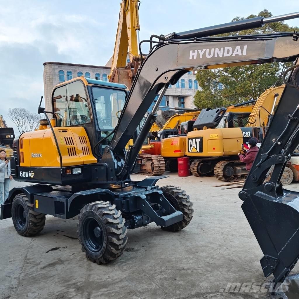 Hyundai 60 W VS Εκσκαφείς με τροχούς - λάστιχα