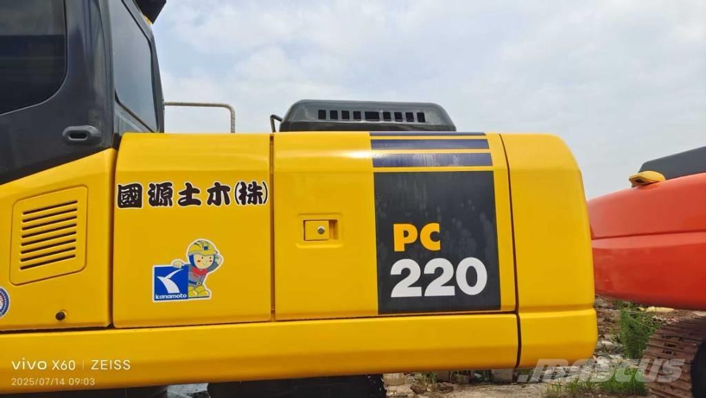 Komatsu PC 220-7 Εκσκαφείς με ερπύστριες