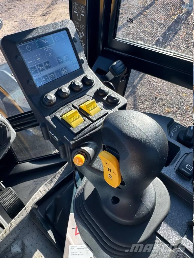 CAT 908 Φορτωτές με λάστιχα (Τροχοφόροι)