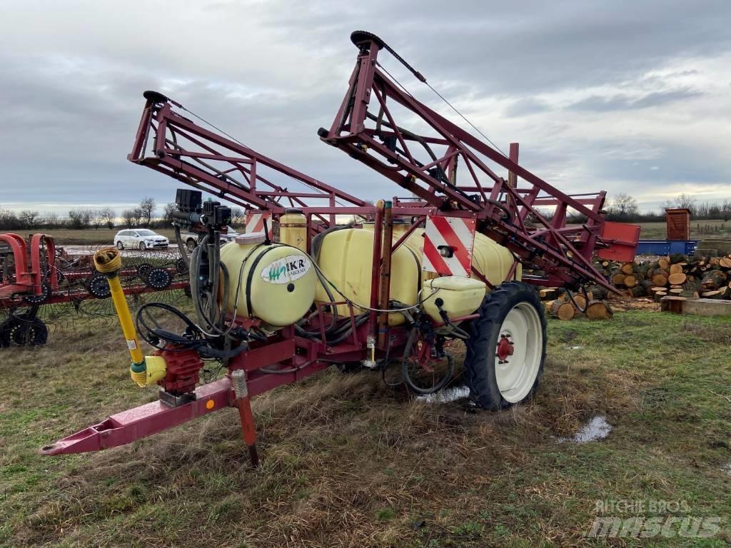 Hardi TR 2000 Ρυμουλκούμενα ψεκαστικά