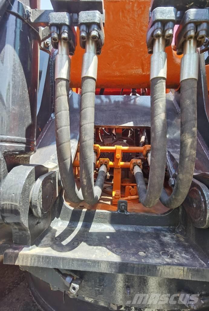 Doosan DX 225 LC-9C Εκσκαφείς με ερπύστριες