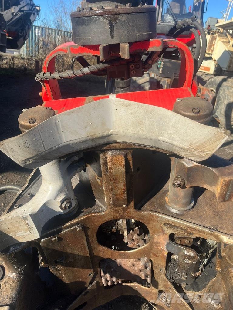 Komatsu 901 TX Θεριζοαλωνιστικές μηχανές