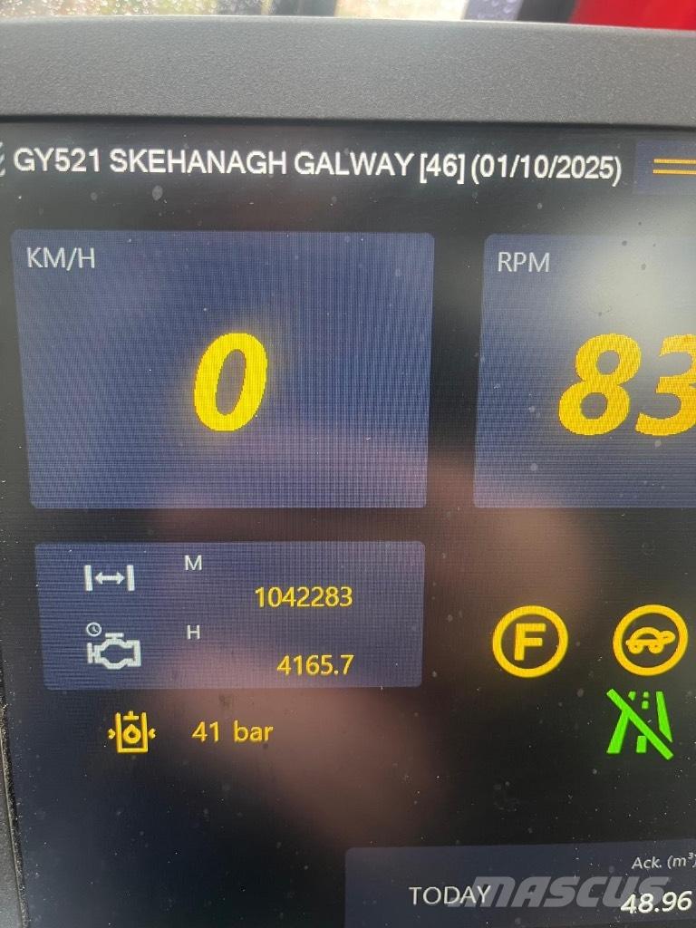 Komatsu 901 TX Θεριζοαλωνιστικές μηχανές