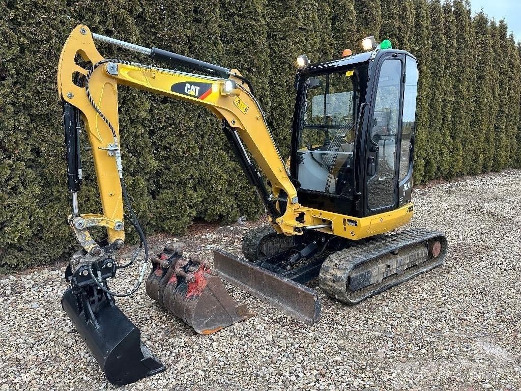 CAT 302.7 D CR Εκσκαφάκι (διαβολάκι) < 7t