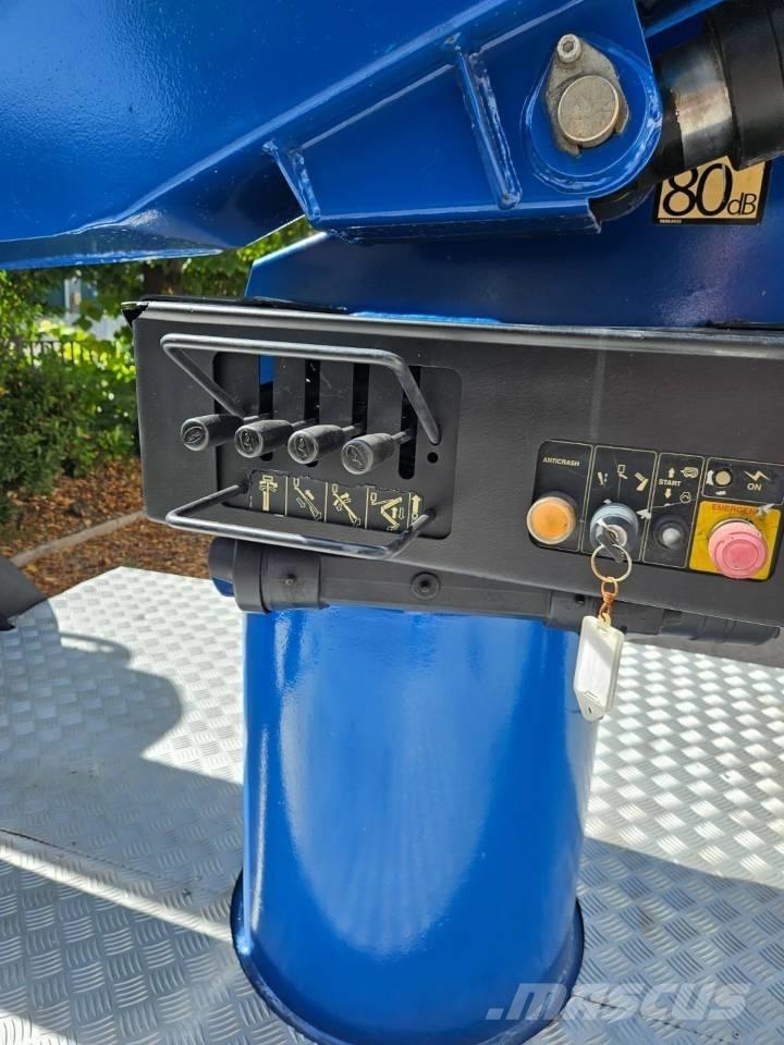 Socage DA 320 Εναέριες πλατφόρμες τοποθετημένες σε φορτηγό