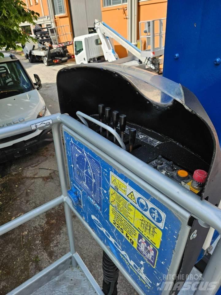 Socage DA 320 Εναέριες πλατφόρμες τοποθετημένες σε φορτηγό