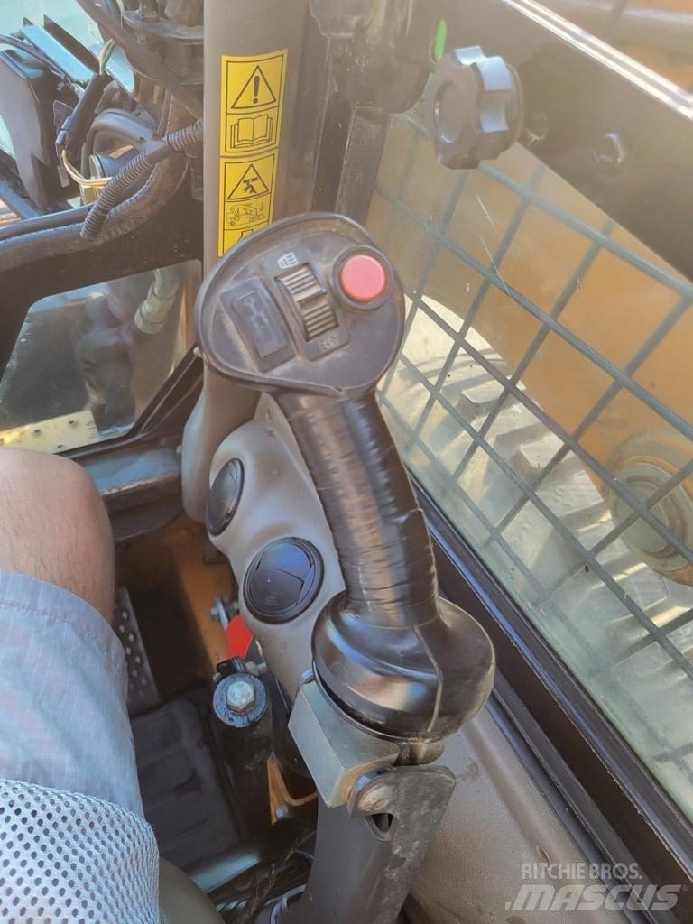 CASE SR 250 Φορτωτάκια