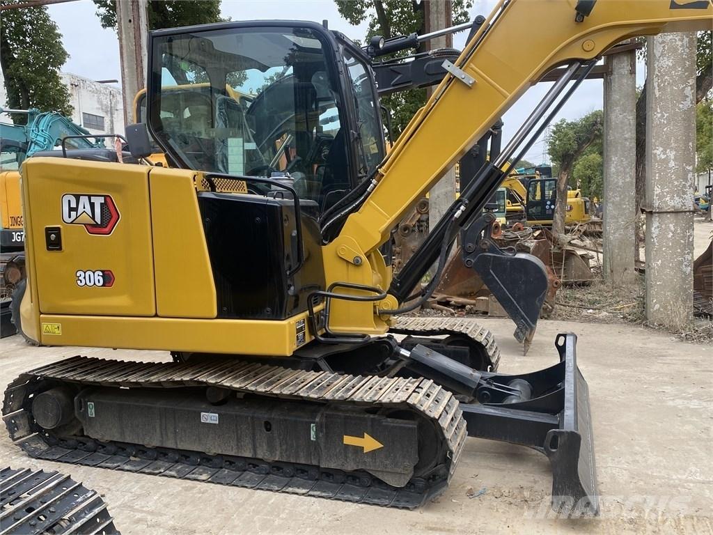 CAT 306 Εκσκαφείς με ερπύστριες
