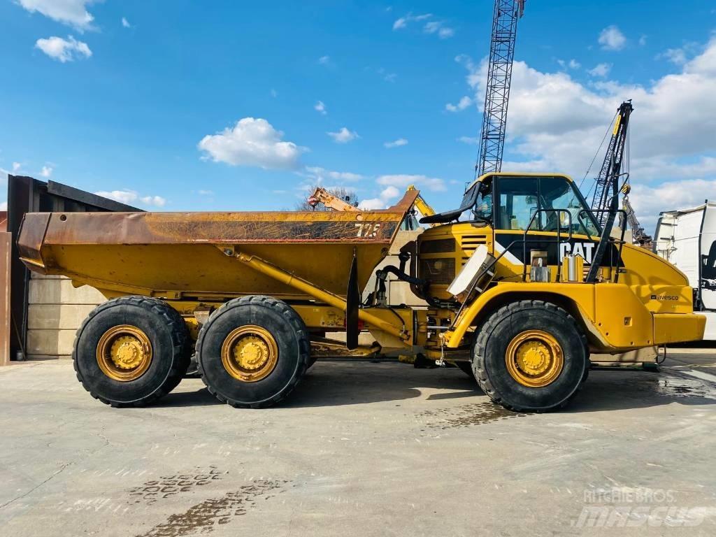 CAT 725 Σπαστό Dump Truck ADT