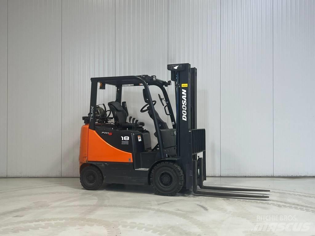 Doosan G18S-5 Περονοφόρα ανυψωτικά κλαρκ με φυσικό αέριο LPG