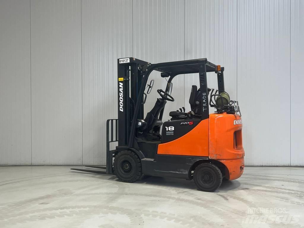 Doosan G18S-5 Περονοφόρα ανυψωτικά κλαρκ με φυσικό αέριο LPG