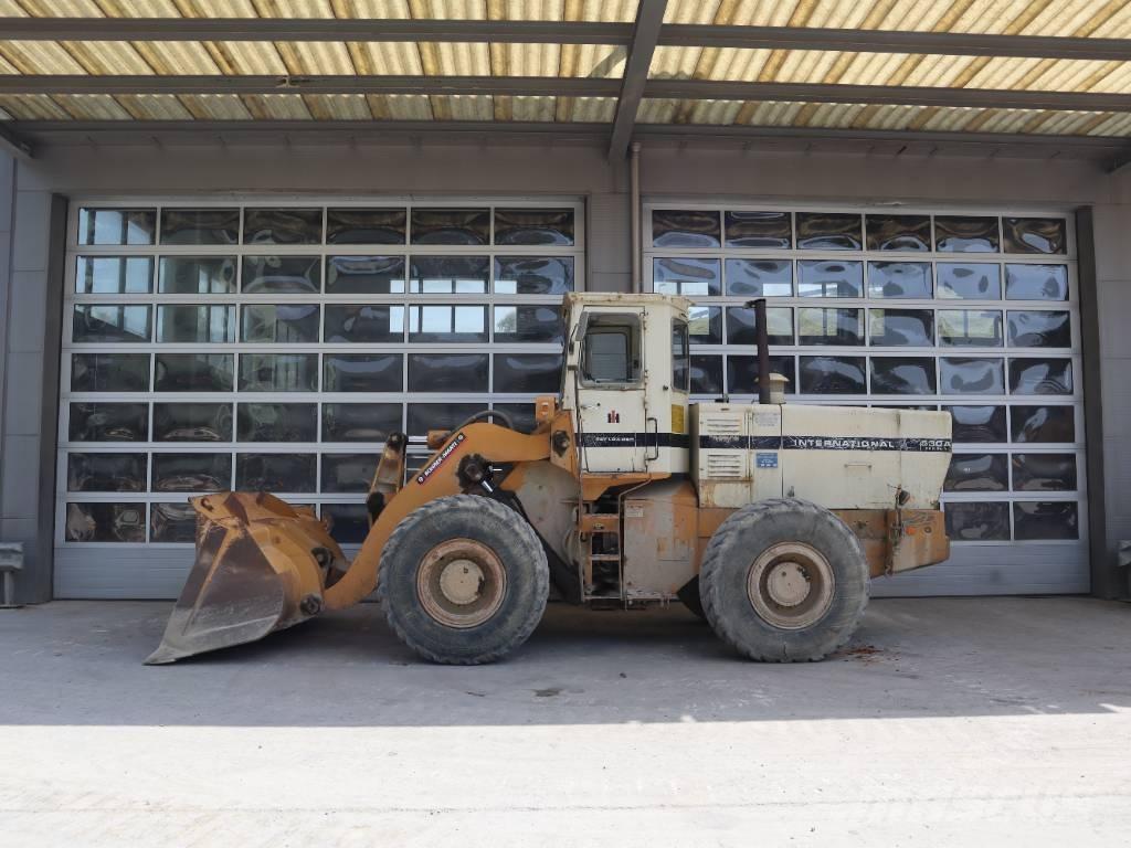 International 530 A Φορτωτές με λάστιχα (Τροχοφόροι)
