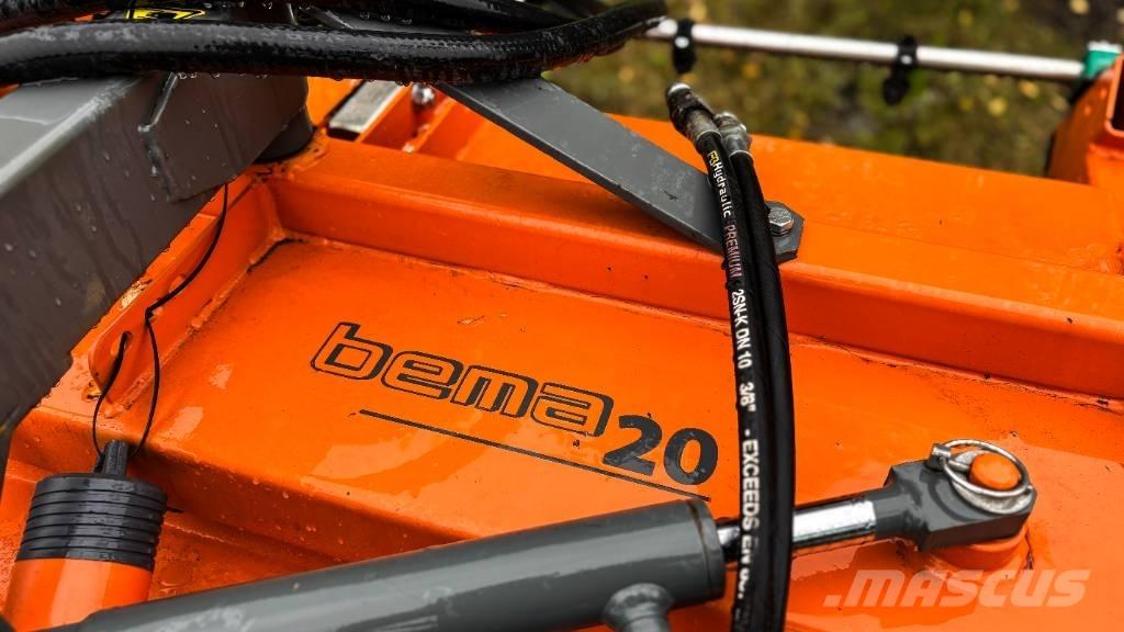 John Deere 3046R Τρακτέρ μικρών διαστάσεων