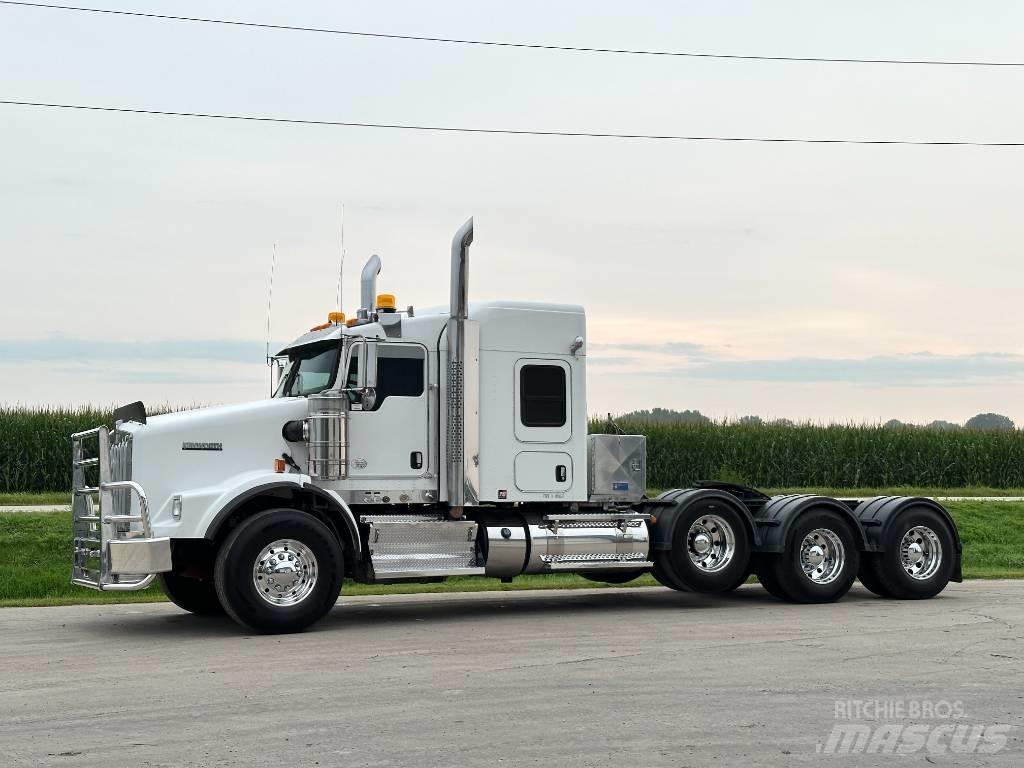 Kenworth T800 Τράκτορες