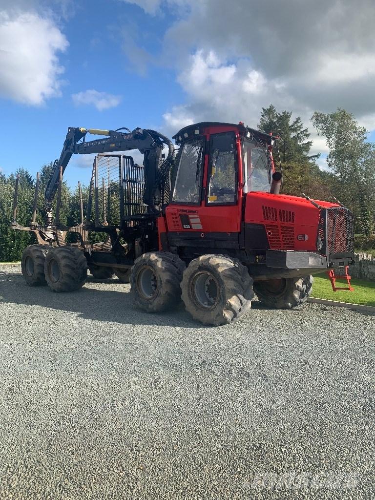 Komatsu 835 Μεταφορείς ξυλείας