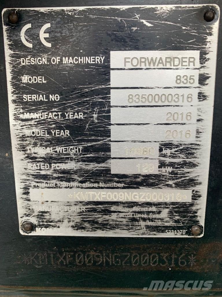 Komatsu 835 Μεταφορείς ξυλείας