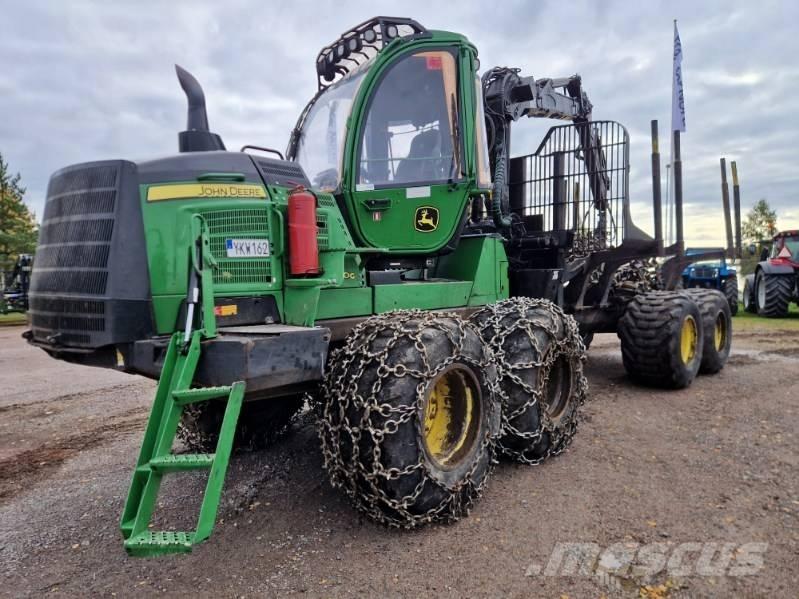 John Deere 1110 G Μεταφορείς ξυλείας