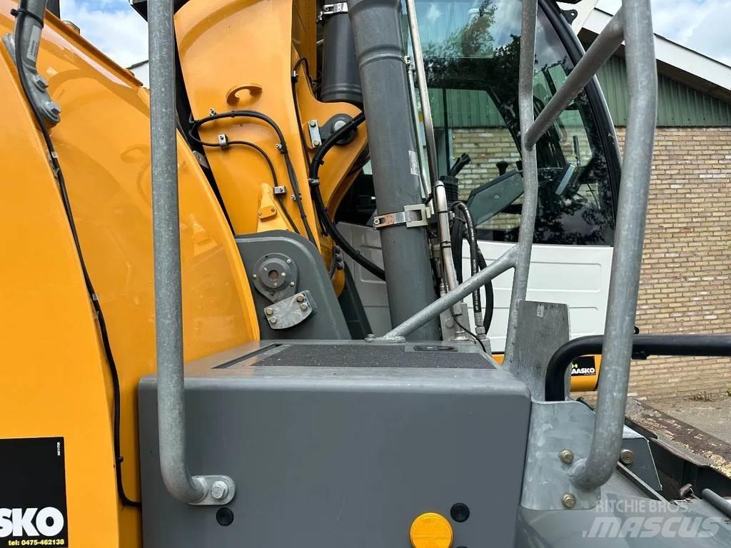 Liebherr A914 Εκσκαφείς με τροχούς - λάστιχα