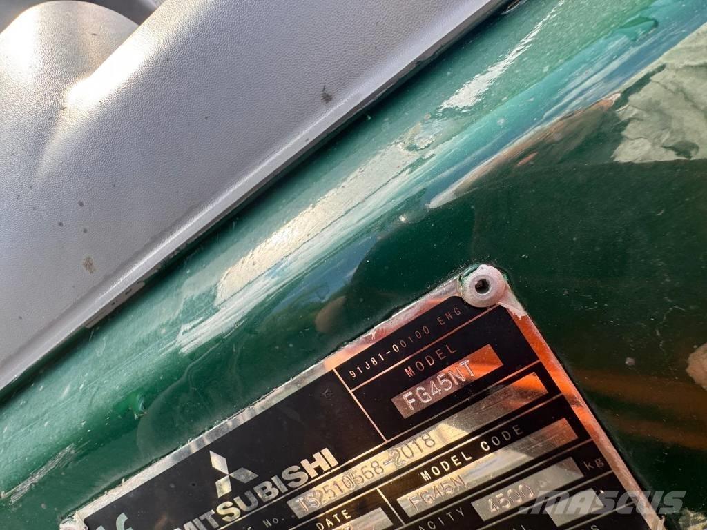 Mitsubishi FG 45 NT Περονοφόρα ανυψωτικά κλαρκ με φυσικό αέριο LPG