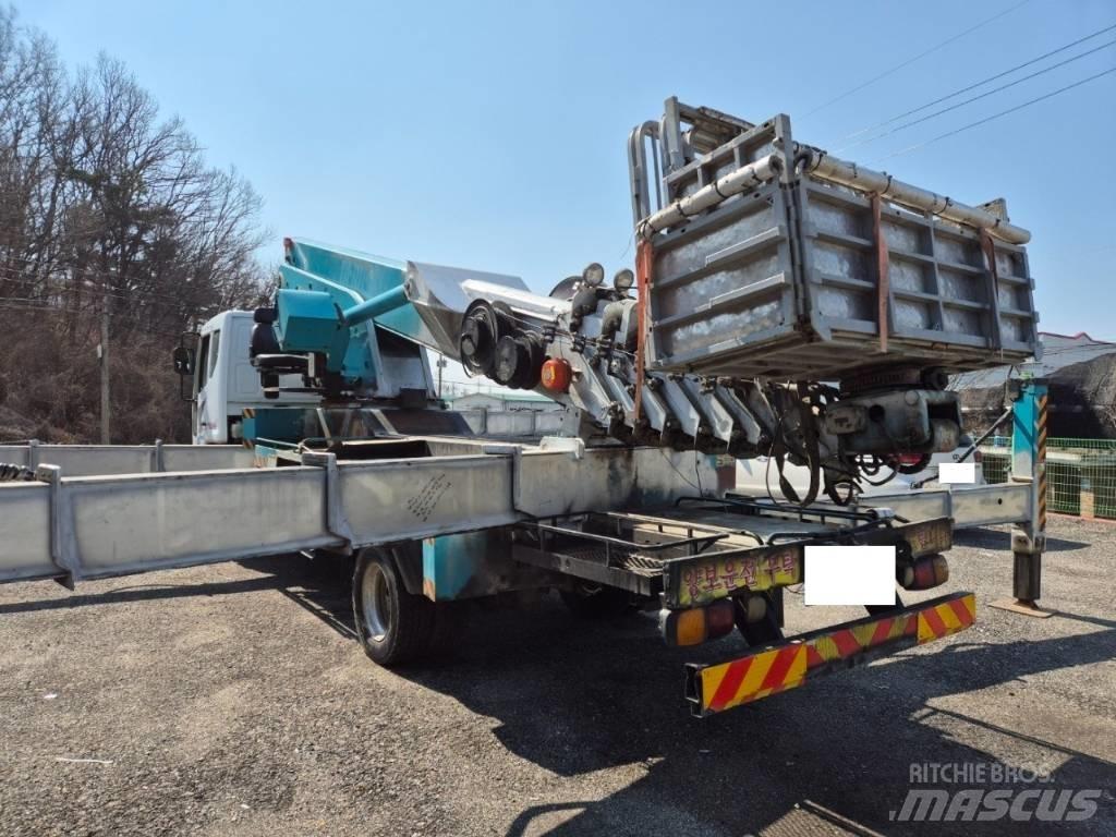 Horyong SKY450 Εναέριες πλατφόρμες τοποθετημένες σε φορτηγό