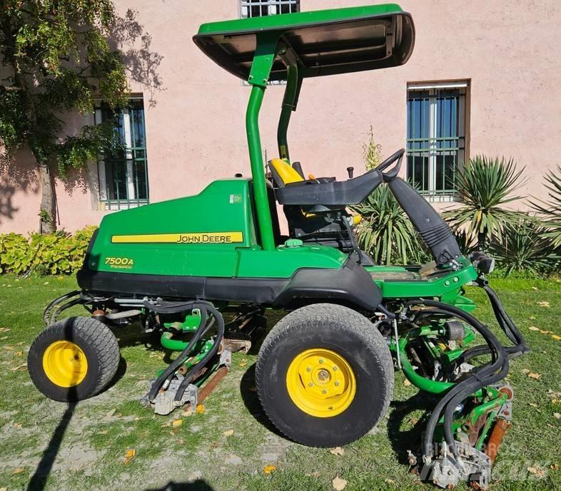 John Deere 7500 A Χορτοκοπτικά διαύλων