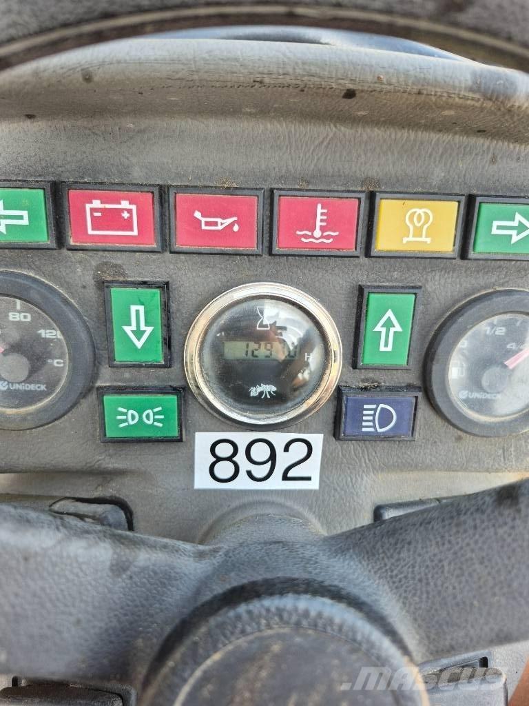 GiANT V 452 T HD Μίνι φορτωτές