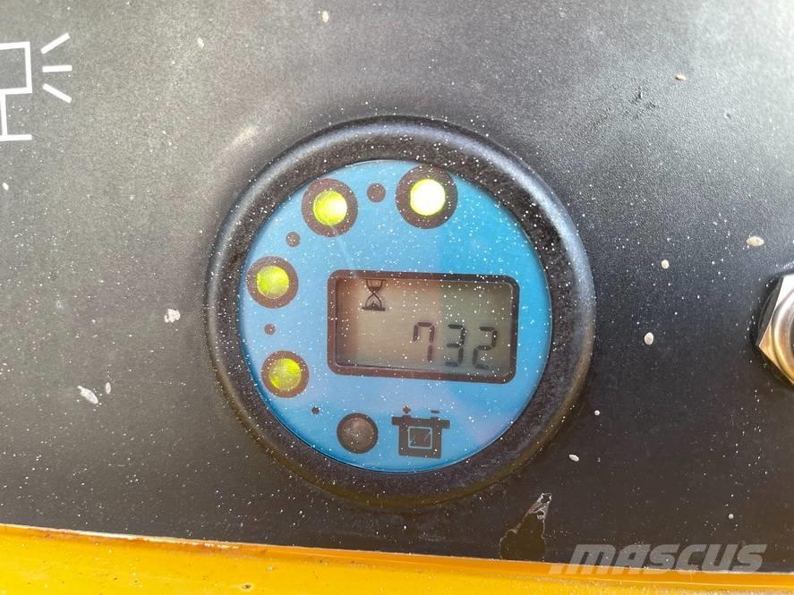 Haulotte Compact 10 Ανυψωτήρες ψαλιδωτής άρθρωσης