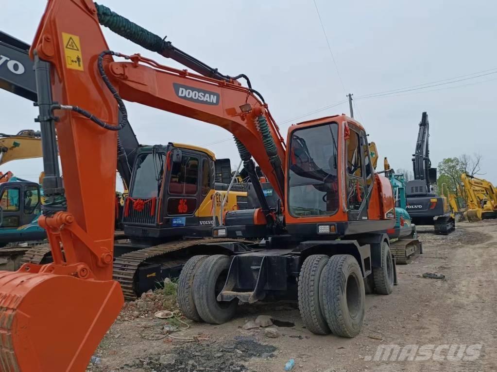 Doosan 150 W Εκσκαφείς με τροχούς - λάστιχα