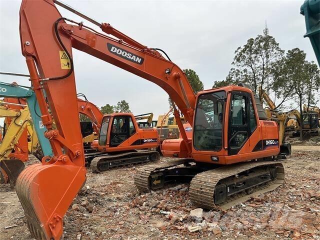 Doosan DH150 Εκσκαφείς με ερπύστριες