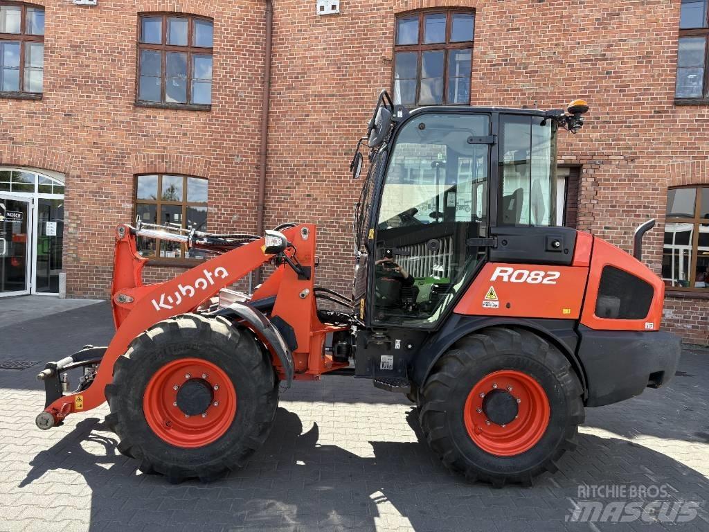 Kubota R 082 Φορτωτές με λάστιχα (Τροχοφόροι)