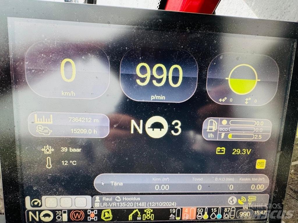 Komatsu 951 Θεριζοαλωνιστικές μηχανές