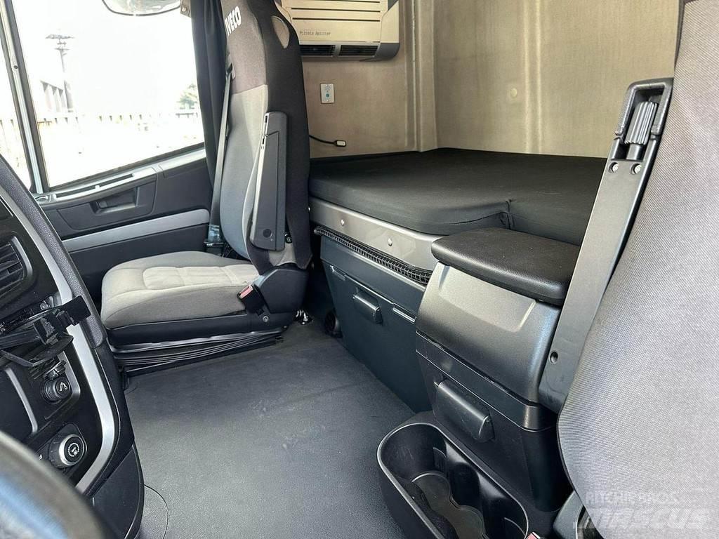Iveco AS440E48 Τράκτορες