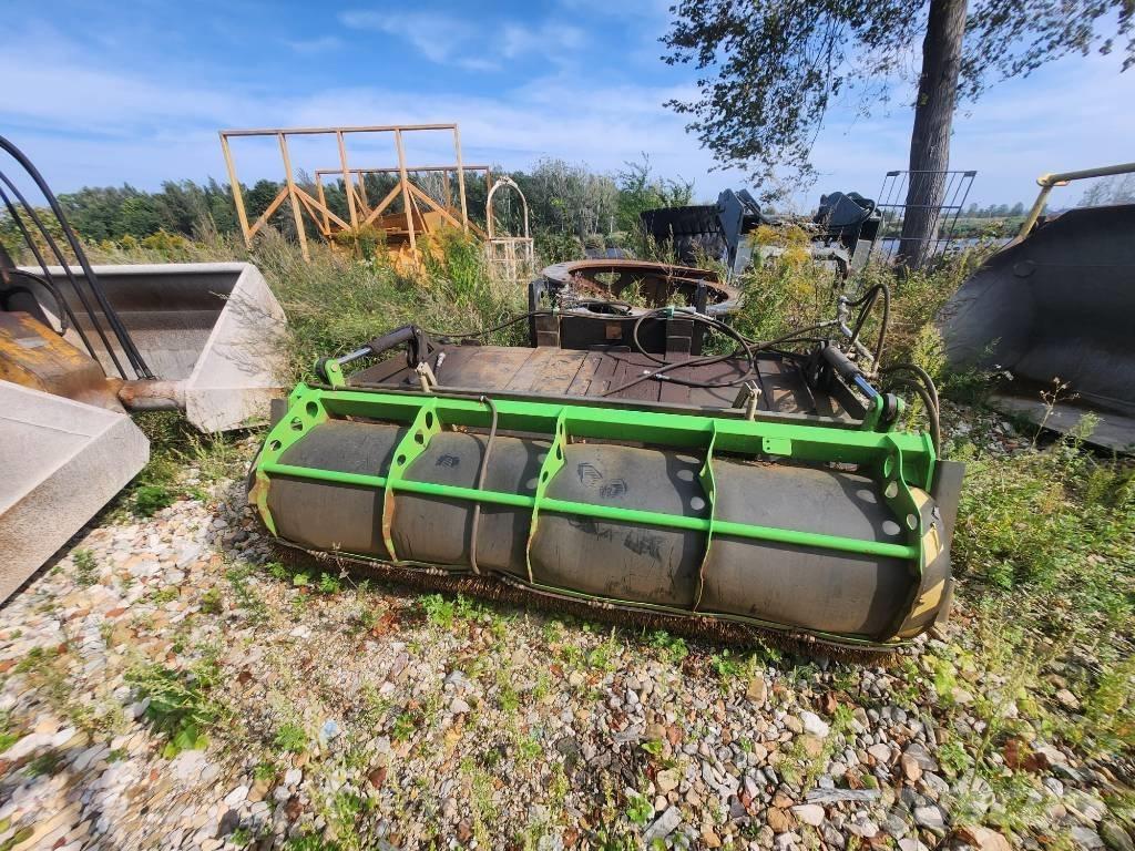 PMC SWB2500 Σκούπες