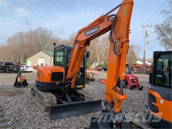 Doosan DX62R-3 Εκσκαφείς με ερπύστριες
