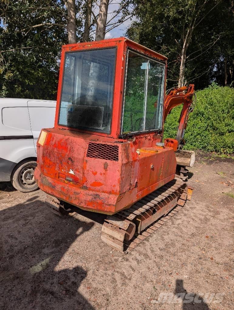 Komatsu PC 10-5 Εκσκαφάκι (διαβολάκι) < 7t