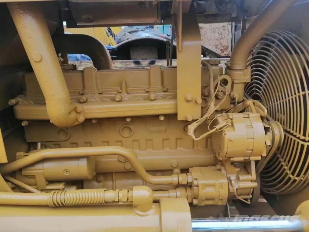 CAT D 4 C Μπουλντόζες με ερπύστριες
